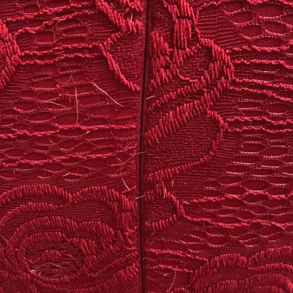 MARCIANO RED LACE GOWN - Picture 8 of 11